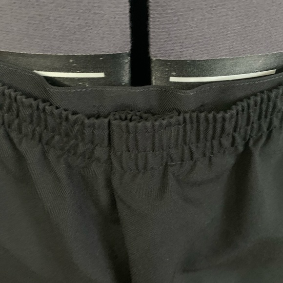 Black poly dress shorts with buckle detail sizeXL - Picture 4 of 4